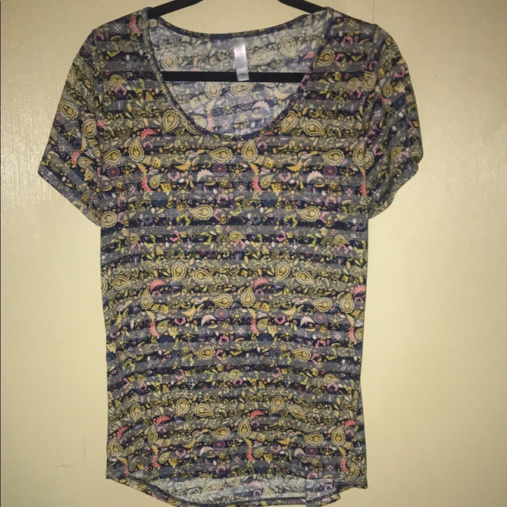 LulaRoe Classic T Large